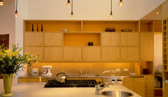 Manhattan Townhome by Safdie Rabines Architects