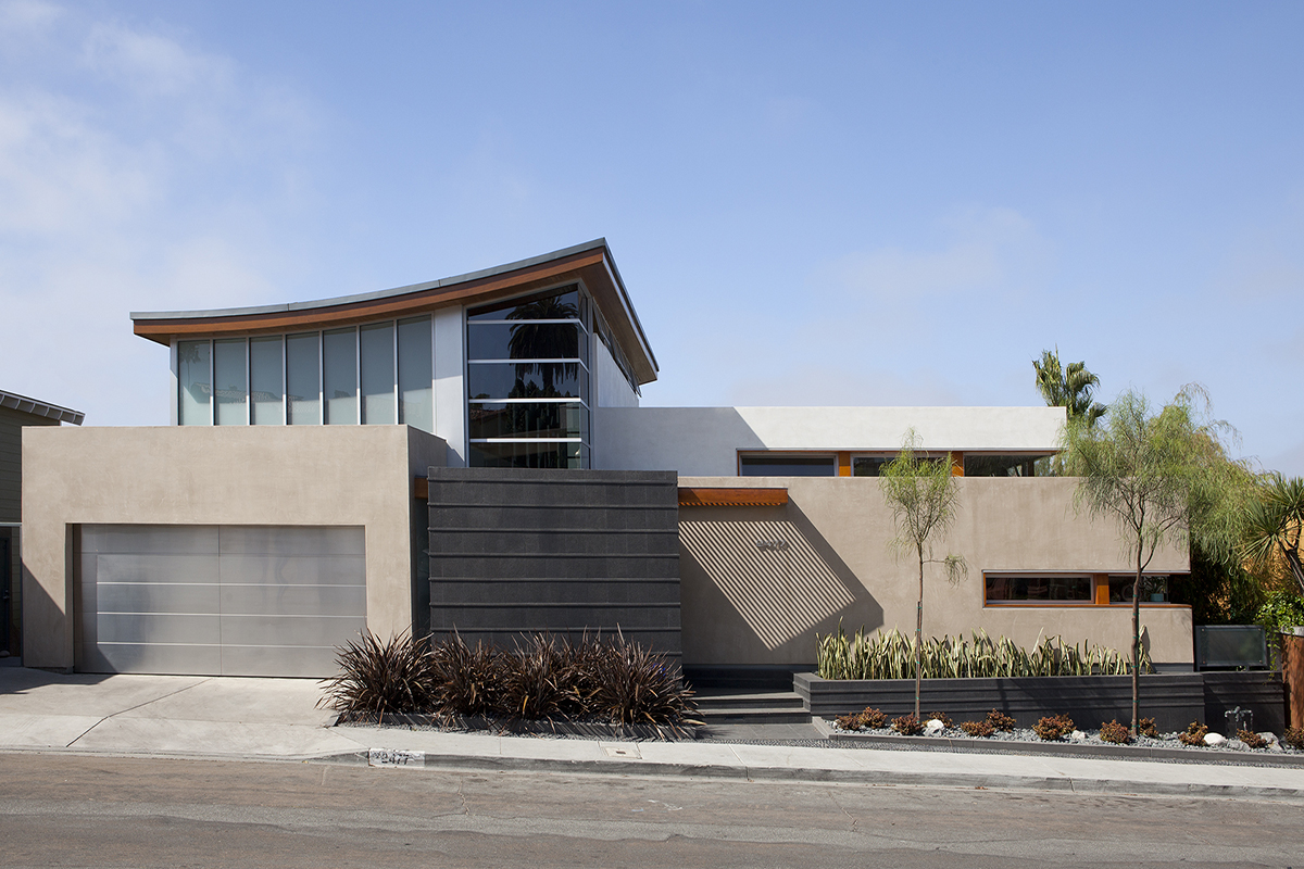 Wave House by Safdie Rabines Architects