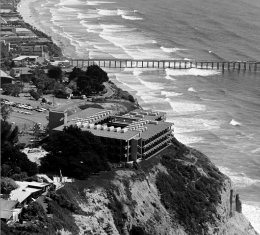 US Fisheries by Frank Hope & Associates SIO at UCSD in La Jolla, CA