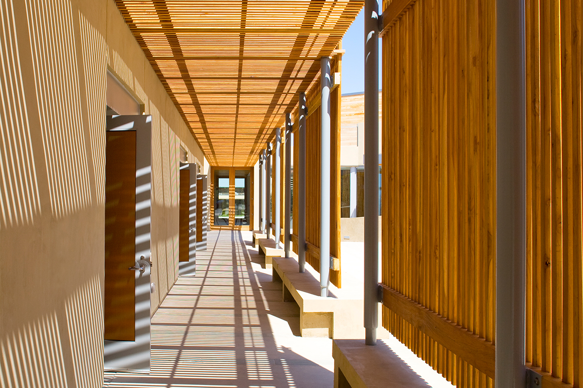 Robert Paine Scripps Forum by Safdie Rabines Architects