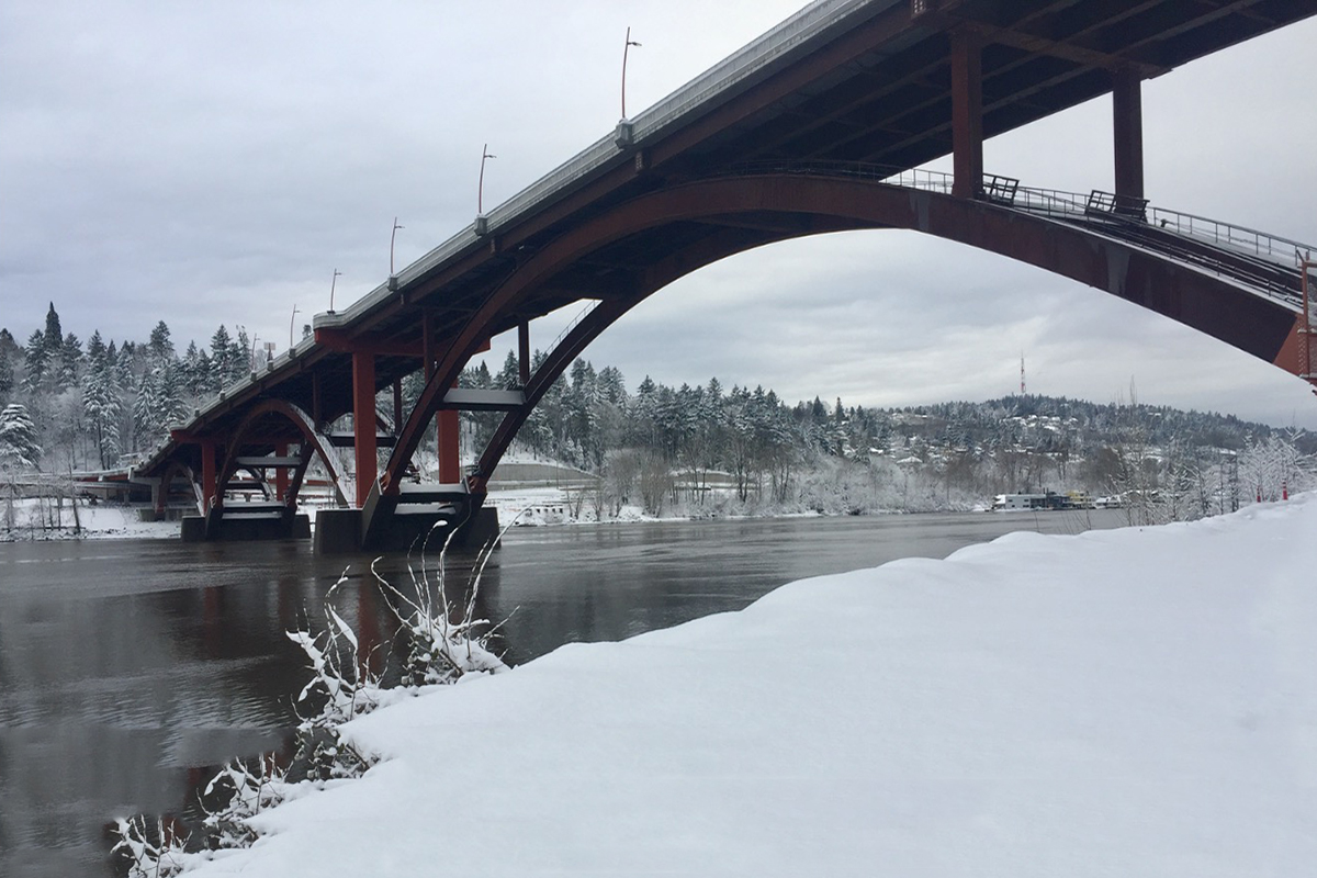Sellwood Bridge by Safdie Rabines Architects