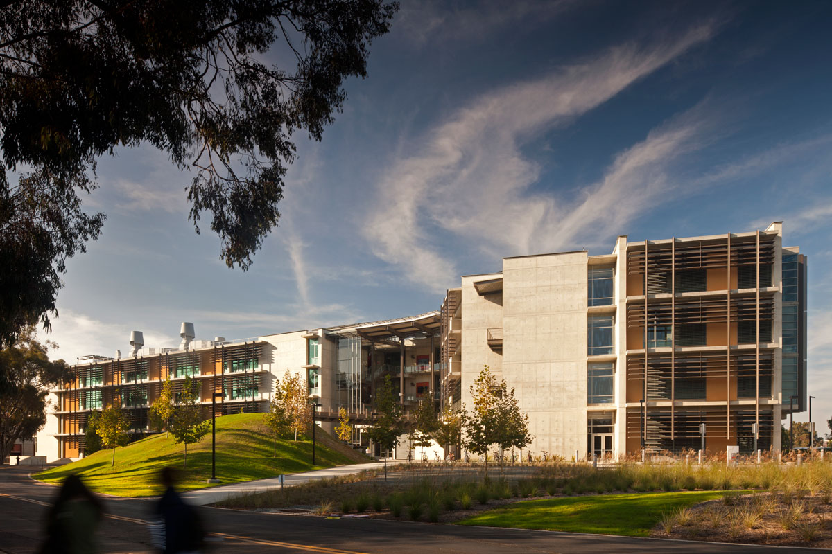 Structural and Materials Engineering Building at UCSD